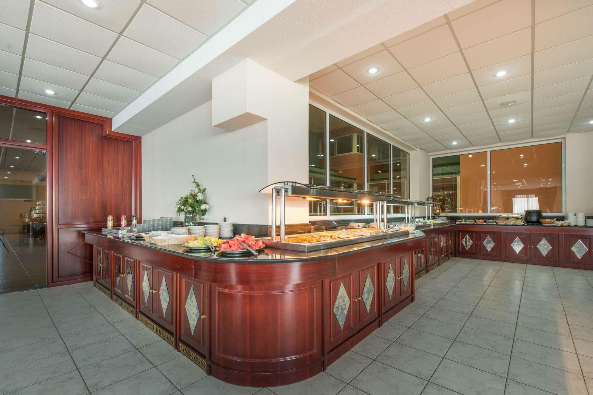 Astir Palace Hotel Laganas Bagian luar foto